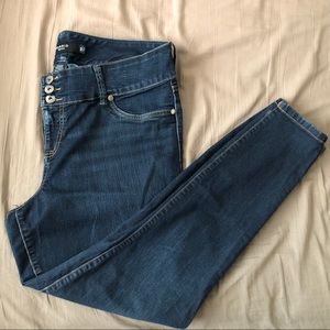 Tori’s jegging jeans